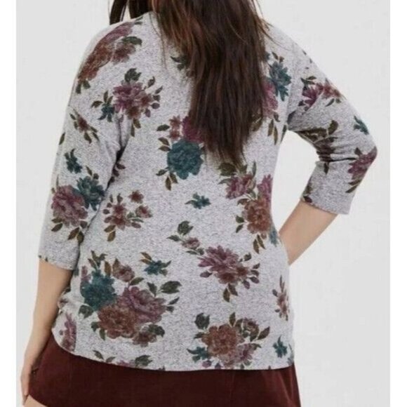 Torrid Super Soft Plush Sweater 2 Floral 3/4 Sleeve Pullover Lightweight Cozy - Picture 2 of 6